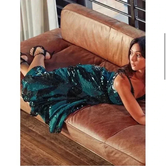 Dress the Population Sophie Dress in Pine Green Size XS - Picture 11 of 11